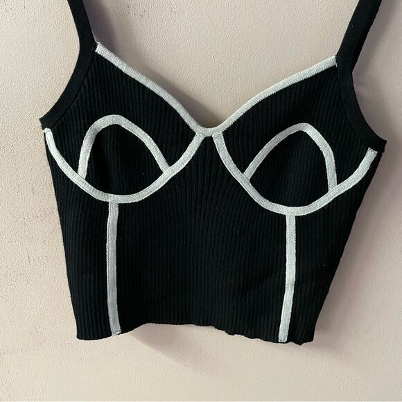 Say What Black Ribbed White Trim Crop Top - Picture 3 of 11